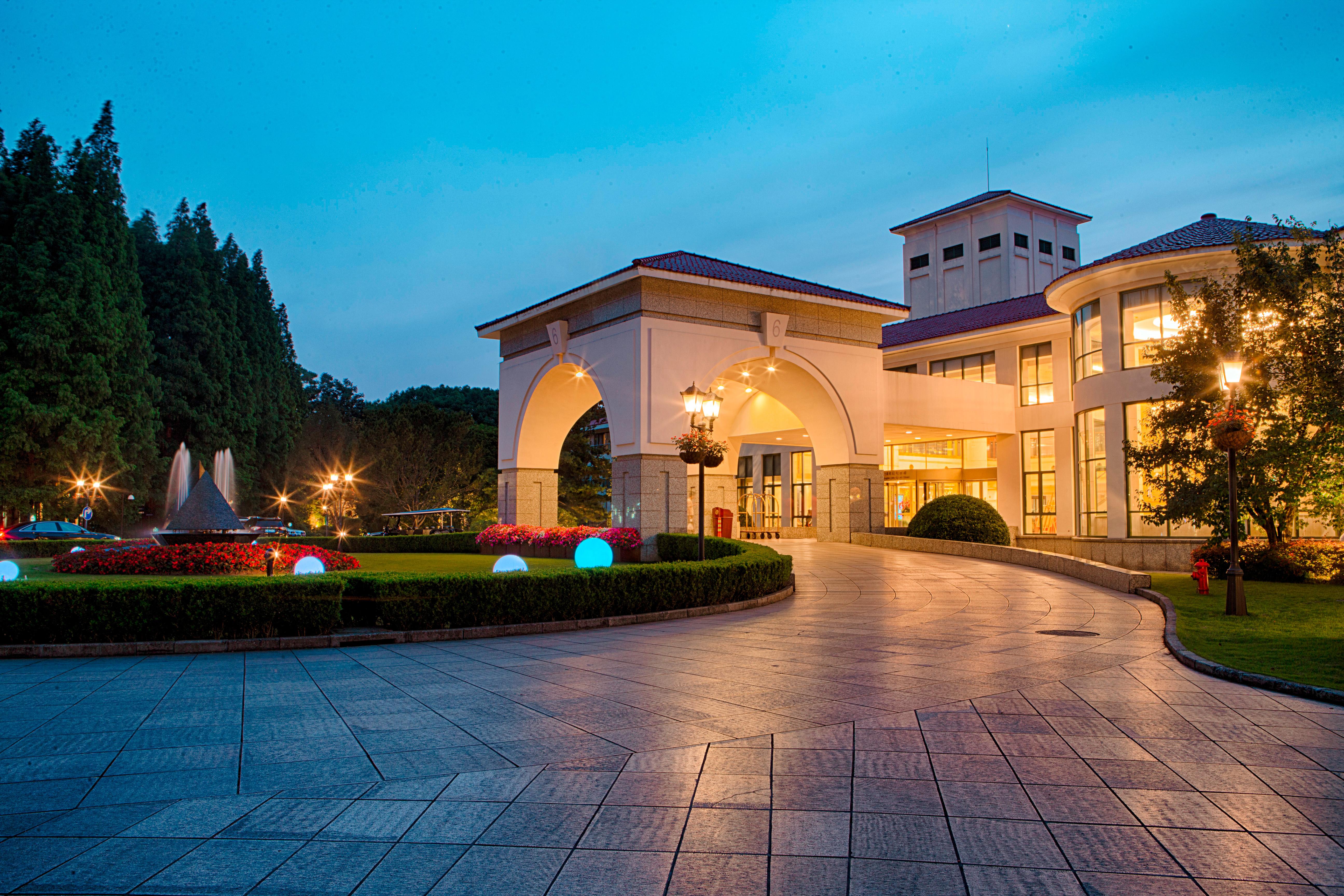 โรงแรมหงเฉียว สเตท เกสต์ เซี่ยงไฮ้ ภายนอก รูปภาพ